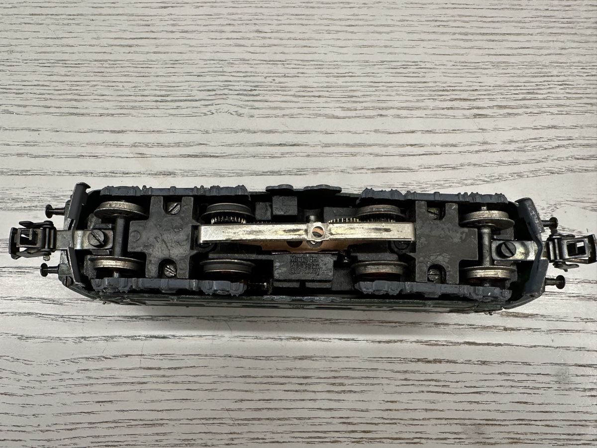 Märklin Modelleisenbahnen: Märklin 3014 RET800 SBB Re 4/4 I – Gebraucht aus Lupsingen von New-Haven 5