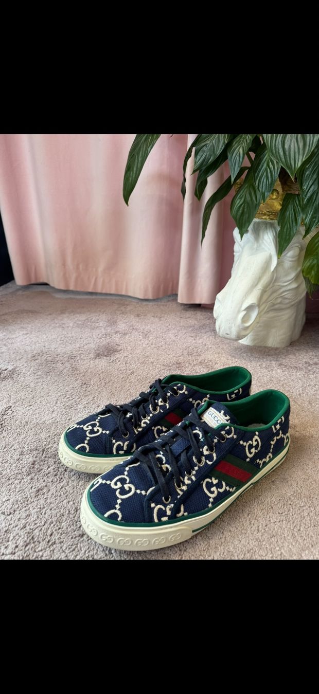 Gucci Chaussures hommes: Gucci Sneakers – D'occasion à Zürich par SecondhandZurich