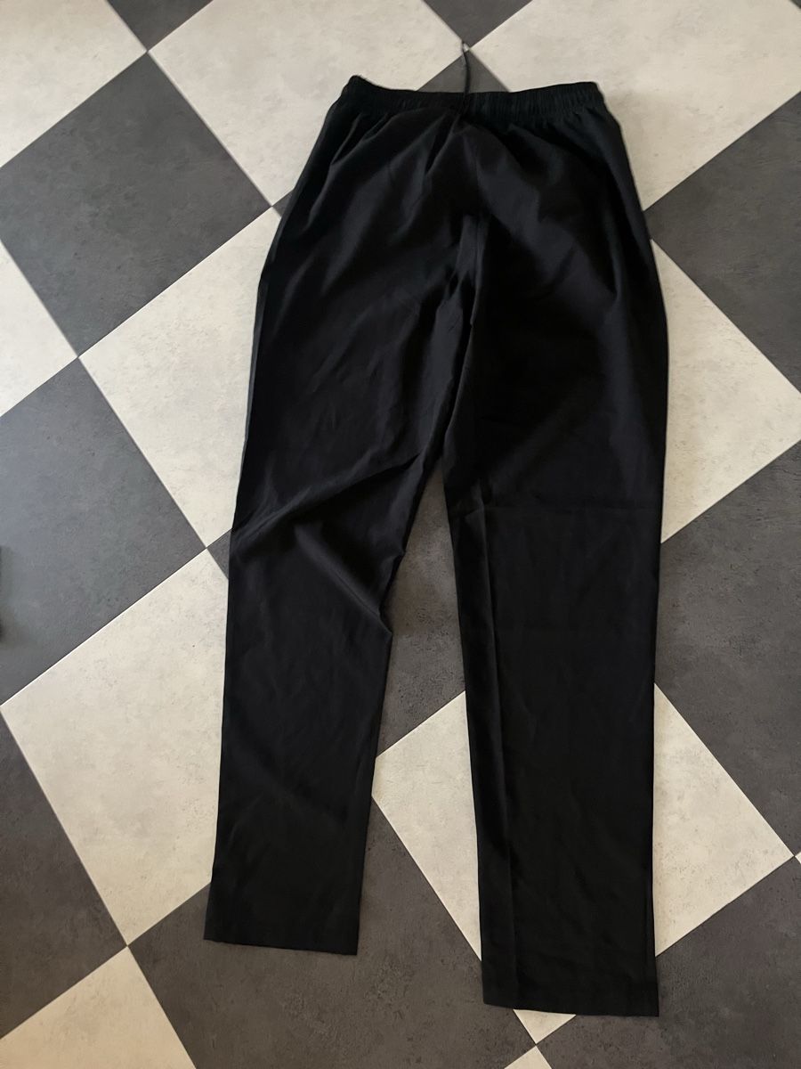 Hosen: Sporthose Grösse S – Neu (gemäss Beschreibung) aus Luzern von Boudin03 3