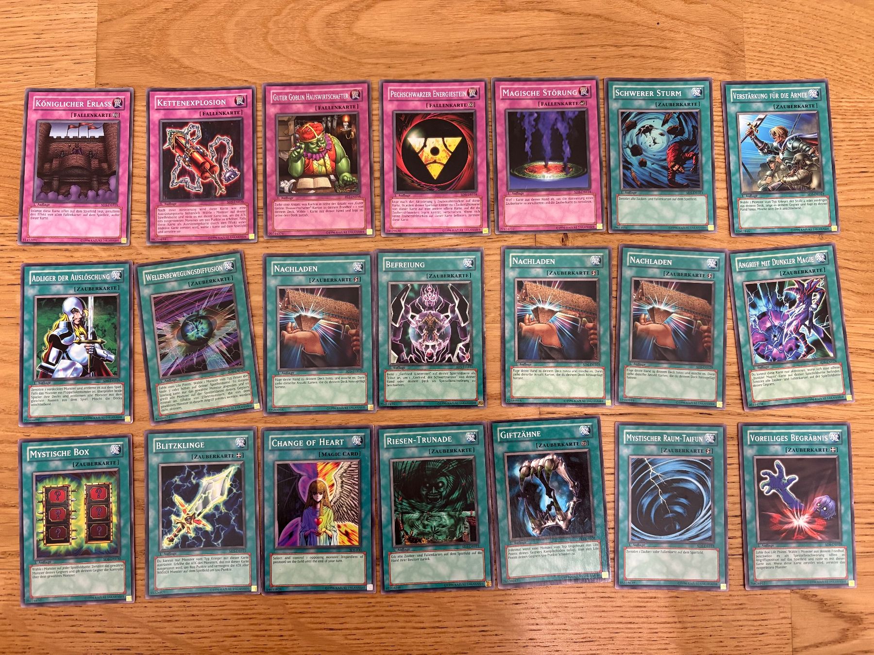 Cartoline: Yu-Gi-Oh Karten Konvolut mit Konami Deckbox – Usato da Zürich venduto da Erazzer 3
