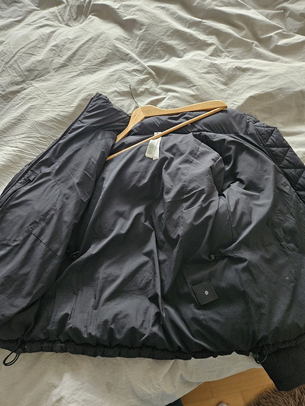 Lululemon Giacche: Lululemon Daunenjacke – Usato da Wil SG venduto da an_ka 2