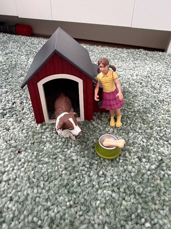 Giocattoli: Schleich Hundehütte  – Usato da Steinach venduto da Susansung