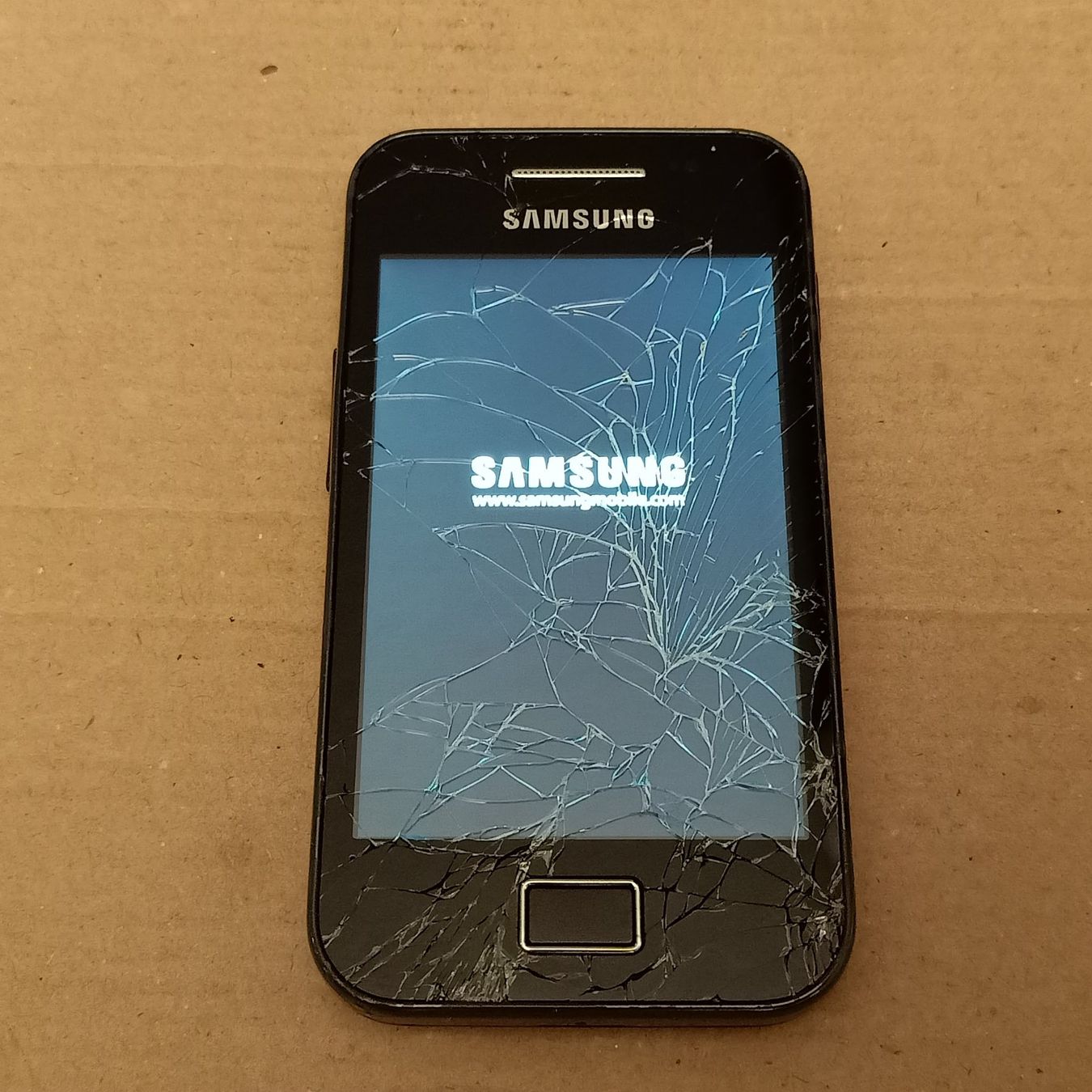 Samsung Telefoni cellulari / Smartphones: Android Handy: Samsung Galaxy Ace S5830 – Usato da Winterthur venduto da Opusco 1