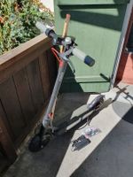 Elektroscooter Umove S8 350W 20 km/h braucht Reparatur