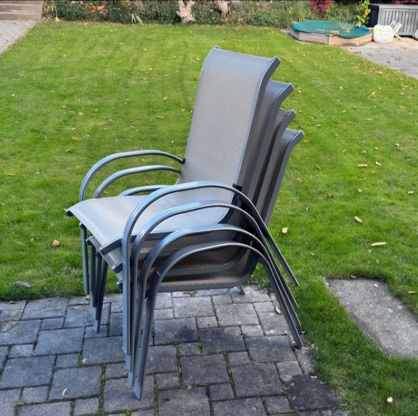 Seggioloni: Gartenstühle in perfektem Zustand – Nuovo (secondo la descrizione) da Oberwil (Dägerlen) venduto da Lugi17 2