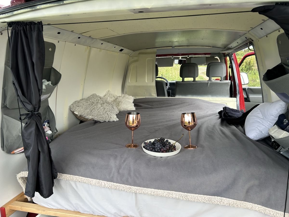 VW Camping Fahrzeuge: VW T4 Camper für Abenteuer – Gebraucht aus Oberbipp von JLO26 4