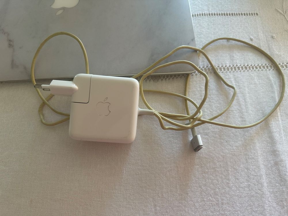 Apple Notebook: Apple MacBook Air 13’ – Usato da Pully venduto da claddagh 6
