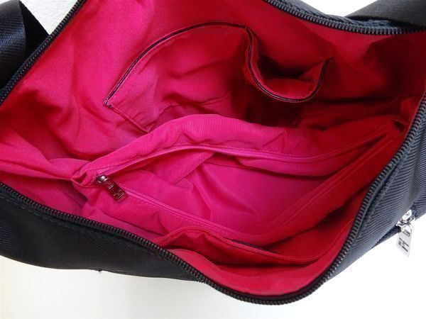 Taschen für Damen: Ted Lapidus - Neuw. Umhängetasche - schwarz – Gebraucht aus Zofingen von Justizia_01 4
