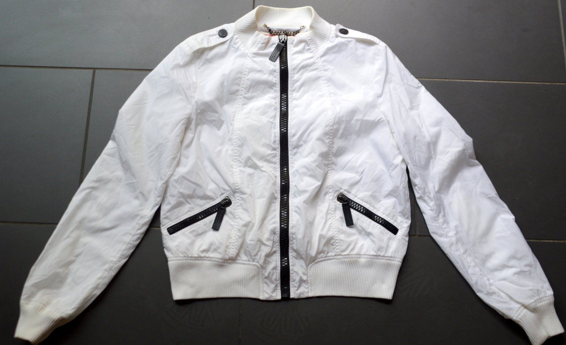 Burberry Giacche: Bomberjacke Burberry blouson veste .8 / 36 – Usato da Collonges venduto da arashee