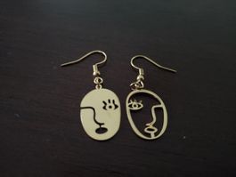 Boucles d'oreilles strange face