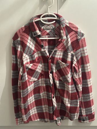 Chemisier à carreaux Urban Outfitters, taille L. parfait!