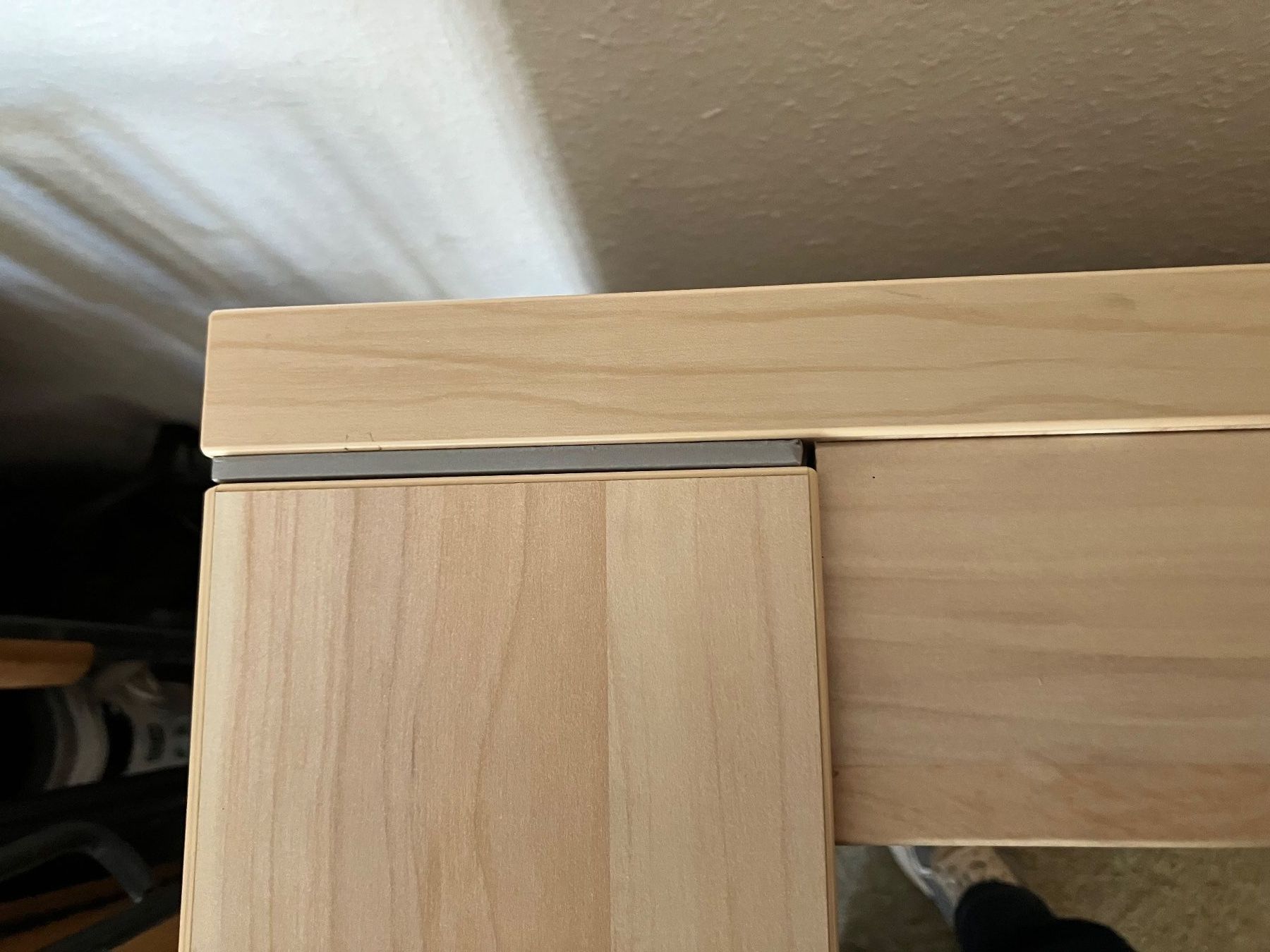 Tavoli: Niederer Salontisch, helles Holz 89x89cm, massiv – Usato da Baar venduto da Zugi2 3