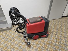 Scheuersaugmaschine Cleanfix RA 431E