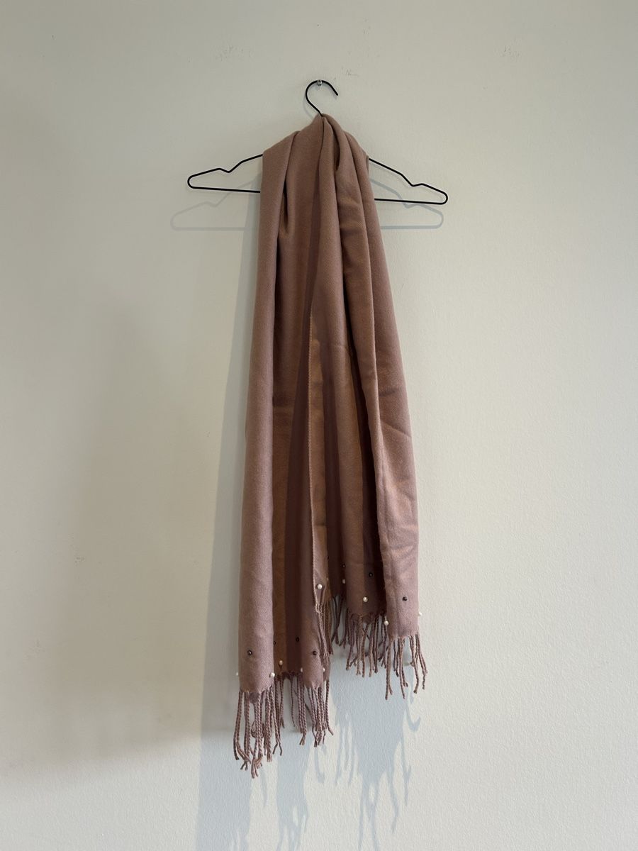 Foulard & Sciarpe: Frühlings-Schal mit Perlen – Nuovo (secondo la descrizione) da Aeugst am Albis venduto da schatzkistee 2
