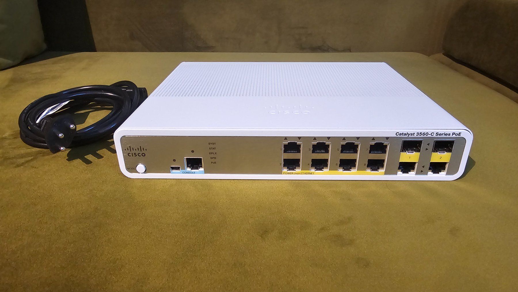 Cisco Schalter: Cisco Catalyst WS-C3560C-8Ports- Compact Managed Switch – Gebraucht aus Kloten von Rider_q9