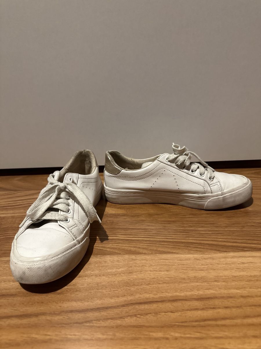 Bershka Scarpe da donna: Weisse Bershka Sneaker Gr. 36 – Usato da Triengen venduto da nes_l8cj