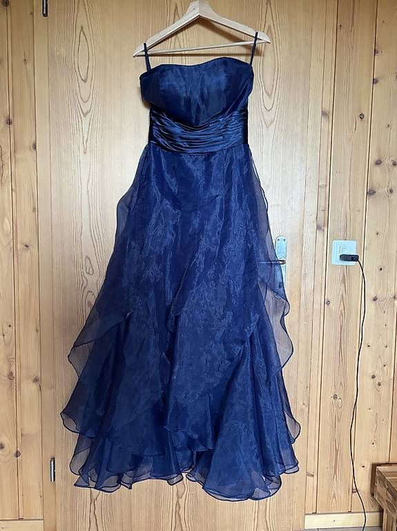 JJ’s House Vestiti: Ballkleid JJs House – Usato da Romoos venduto da tam_zj95