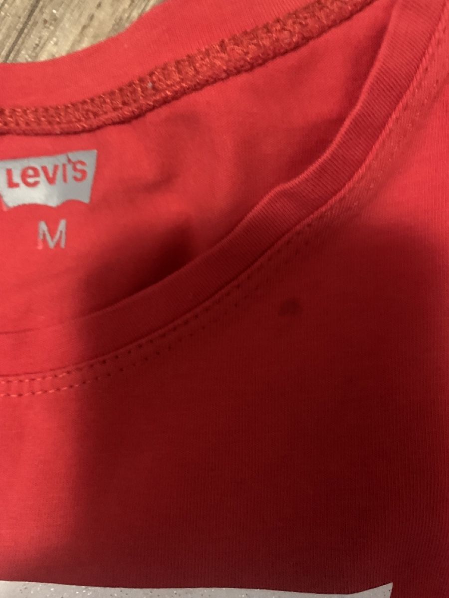 Levi's T-shirt: Levi‘s T-Shirt – Difettoso da Emmen venduto da ama_8wmn 4
