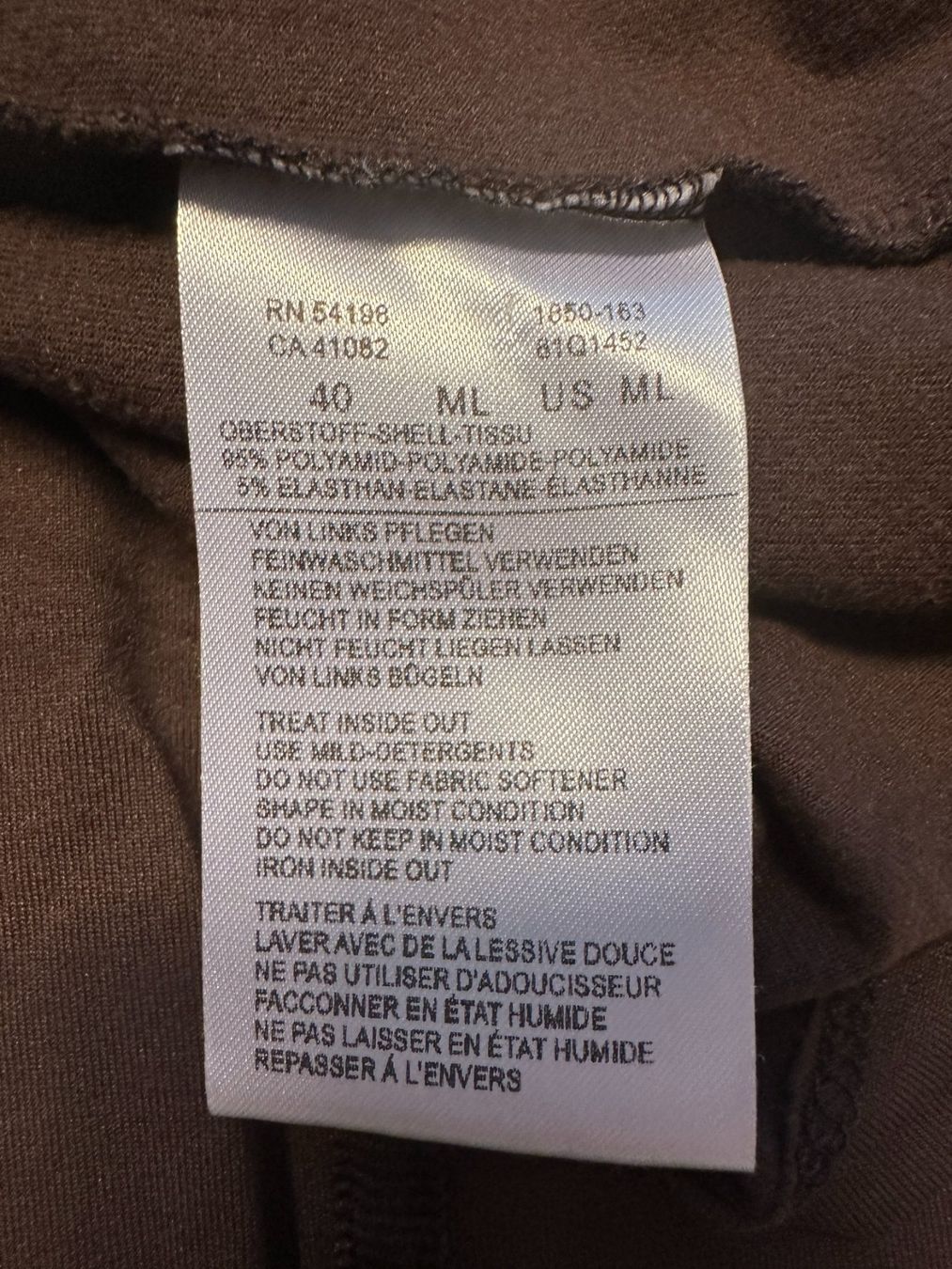Bogner Maglioni & Felpe: Pullover mit Kaputze von Bogner (40) neuwertig – Usato da Urdorf venduto da Erika666 9