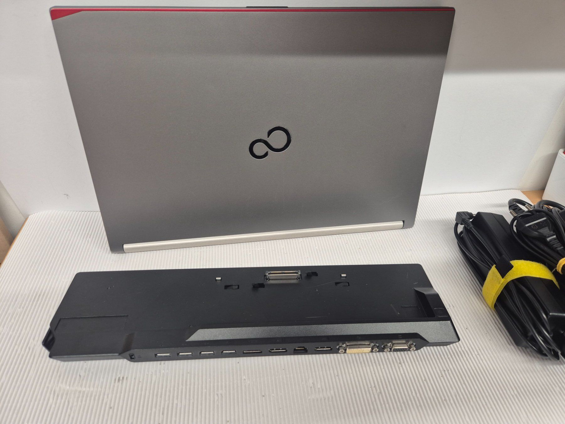 Fujitsu Notebook: FUJITSU CELSIUS H770 – Difettoso da Sitterdorf venduto da Lenggi7 3