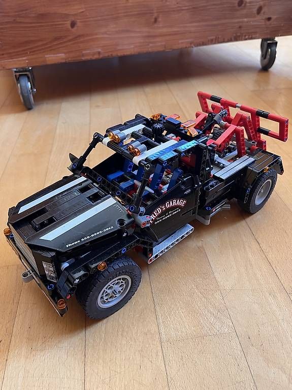 Kit di costruzioni: Lego Technic 9395 Freds Garage – Usato da Grenchen venduto da mammamia25