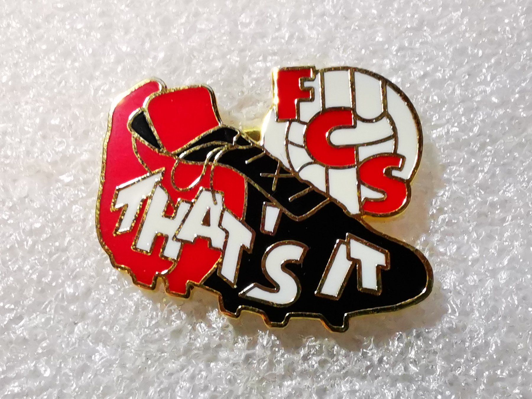 Placchette & Badge: Ansteckpin 32: FCS That's it – Usato da Oppligen venduto da Pin-Fall-Shop