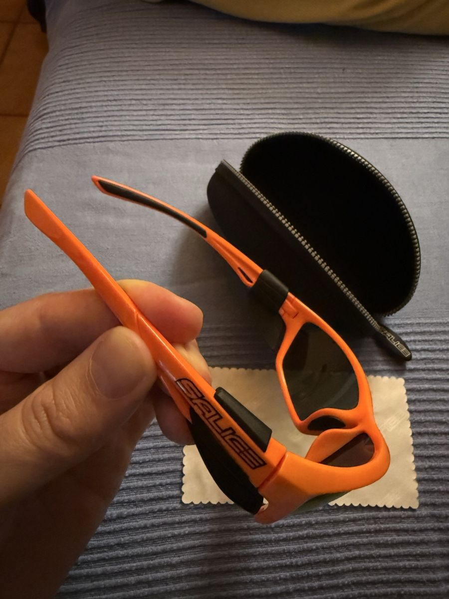 Lunettes & Verres: Occhiali da sole Salice – D'occasion à Bellinzona par gia_zx2b 6