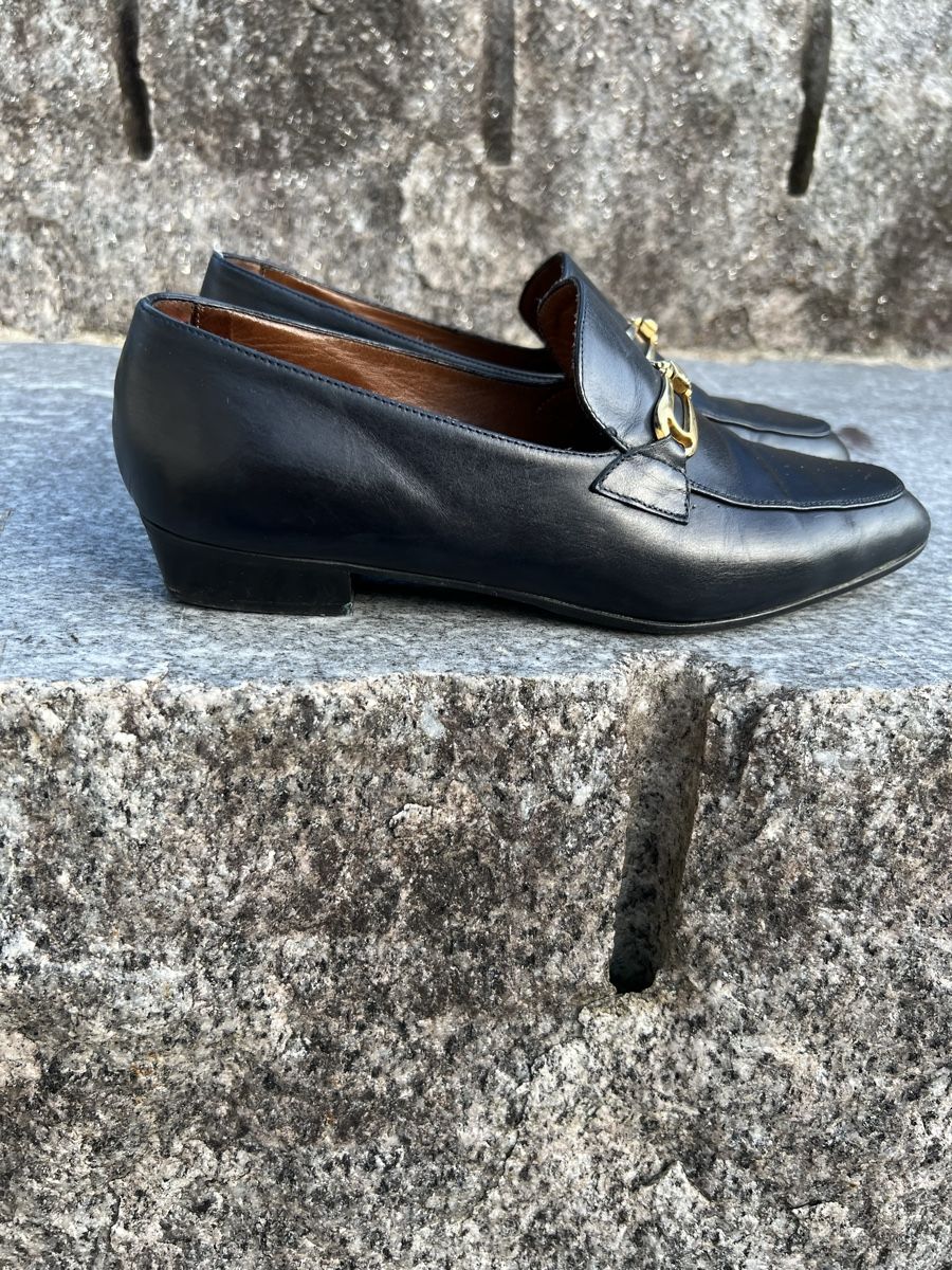 Scarpe da donna: Damen Loafer dunkelblau Gr. 39 – Usato da Betschwanden venduto da Dognose 2