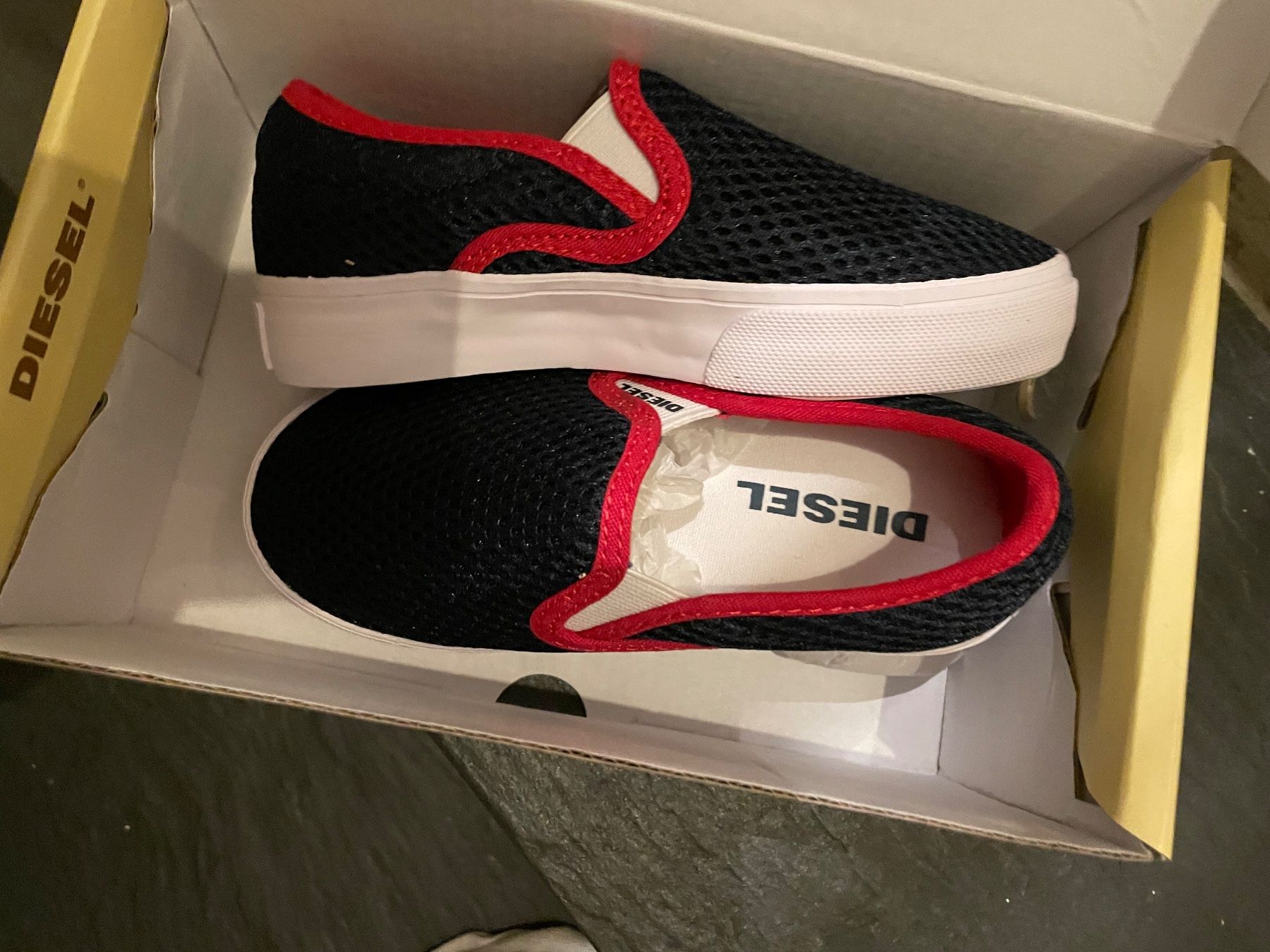 Diesel Schuhe für Jungen: Schuhe Diesel – Neu und originalverpackt aus Bichelsee von M1986