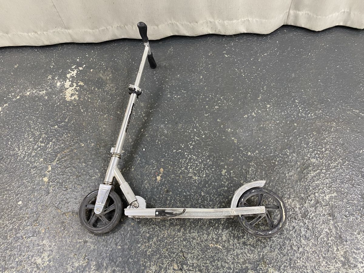 Kickboard: Kickboard unserer Werkstatt – Usato da Hägglingen venduto da Karin0802