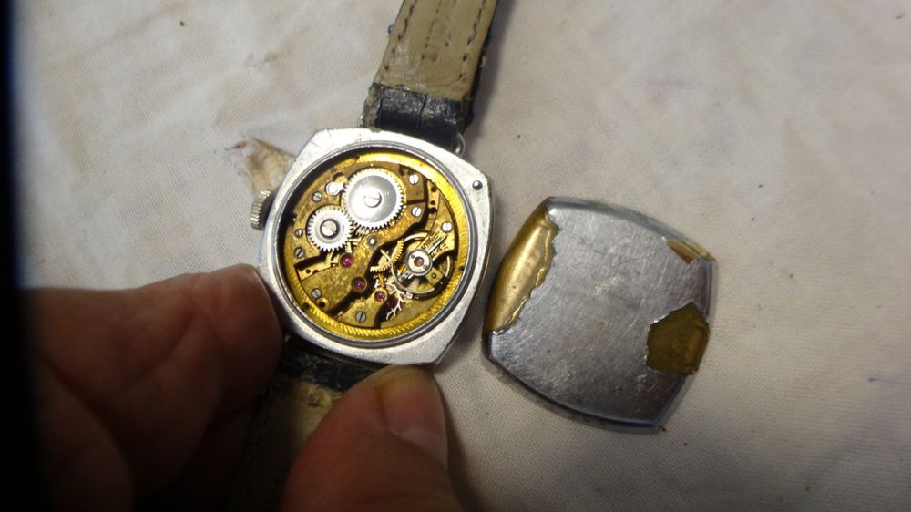 Orologi: ANTIK HERREN CHRONO SECONDEN UHR,HANDAUFZEUG.LÄÜFT--30X30MM – Usato da zürich venduto da ahmad01 7