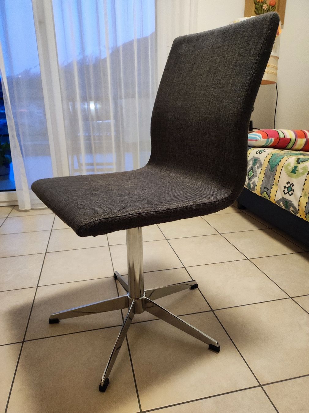 Stühle: Sedia con stoffa – Gebraucht aus Solduno von 197_wvk8 1