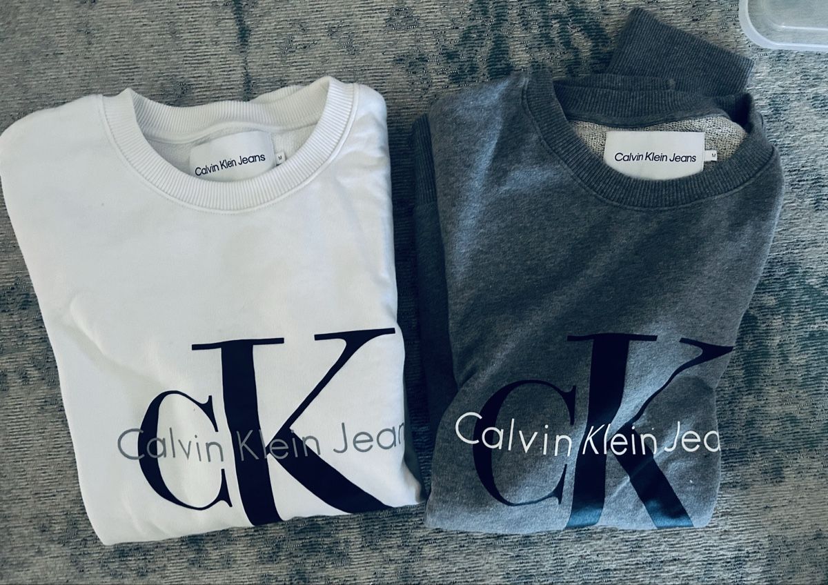 Calvin Klein Pullover & Sweatshirts: 2 x Calvin Klein Jeans Pullover grau & weiss Grösse M – Neu (gemäss Beschreibung) aus Bülach von Snip4u