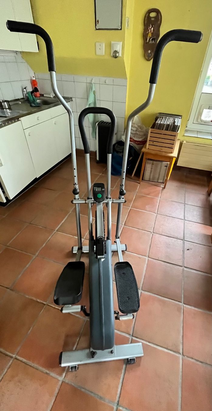 Hometrainer: Crosstrainer – Gebraucht aus Herisau von tanteb12 2