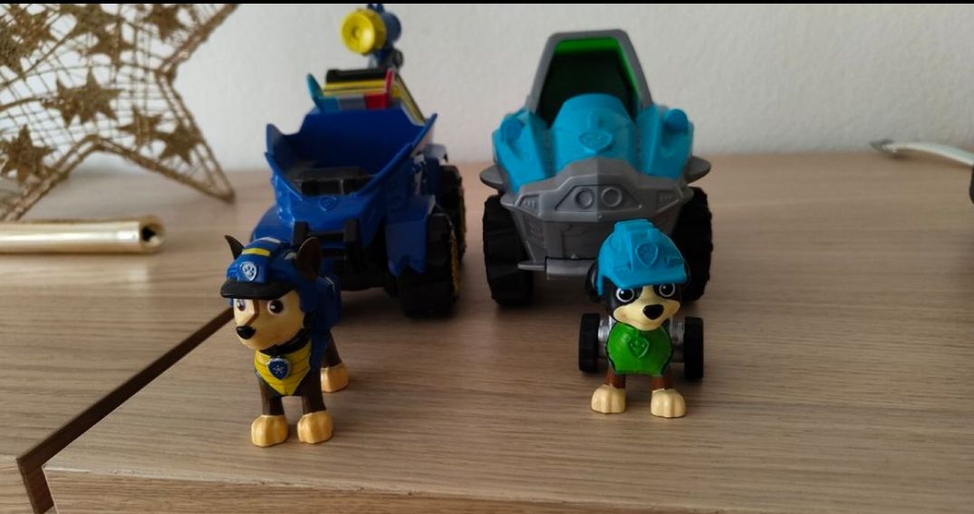 Giocattoli: Paw Patrol Set  Chase – Usato da Basel venduto da Universe. 4