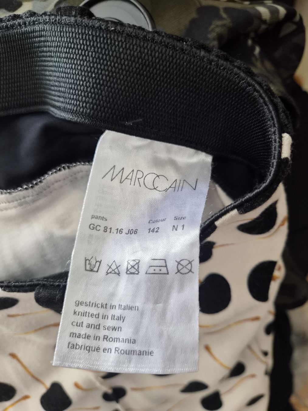 Pantalons: Marc Cain schöne Hose Gr. N1 – D'occasion à Frenkendorf par Moon111 5