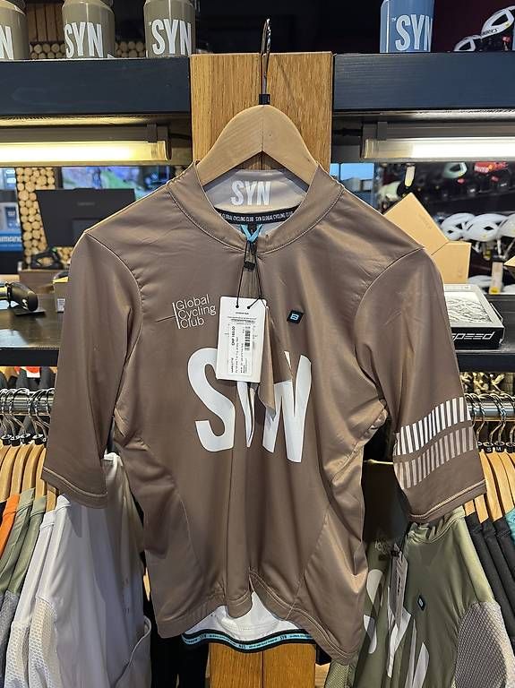 Canottiere & Pantaloni: SYN Training Jersey ? Malt (Men) – Usato da Zug venduto da welcomecycles