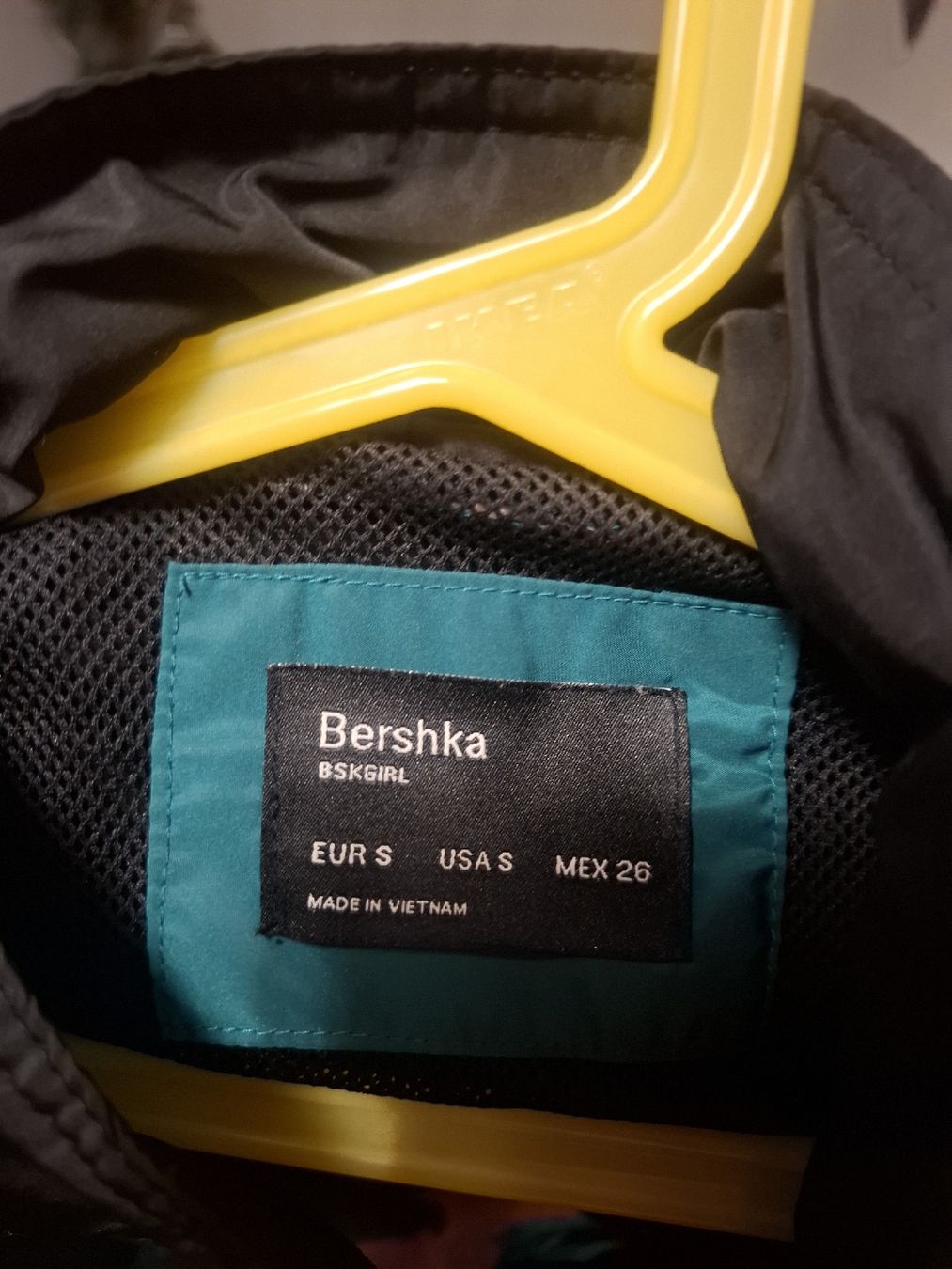 Bershka Giacche: Bershka Jacke Grösse S – Usato da Altstätten SG venduto da STALKERswiss 1