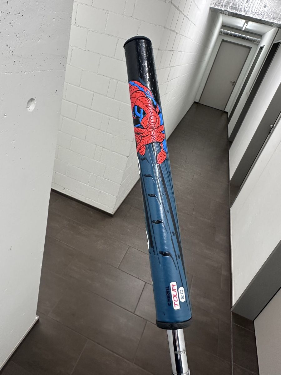Ping G2i Anser Putter mit neuem Marvel Super Stroke Griff (D'occasion ...