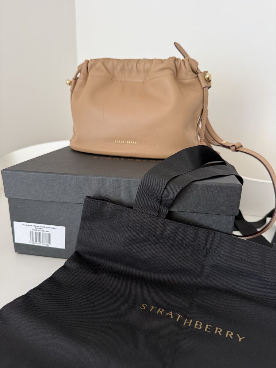 Sacs femmes: Strathberry CHARLOTTE DRAWSTRING in Caramel – D'occasion à Meilen par atlanterra