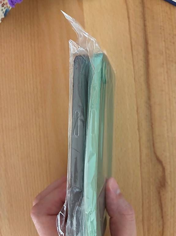 Apple Coques & Protection écran: iPhone 16e/17e Hülle mega dünn Polypropylene – Neuf avec emballage d'origine à Hirzel par mak_9tmr 3