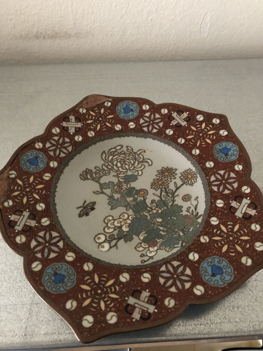 Piatti: Antiker japanischer Cloisonné-Emaille-Teller – Usato da Basel venduto da Amechan. 1
