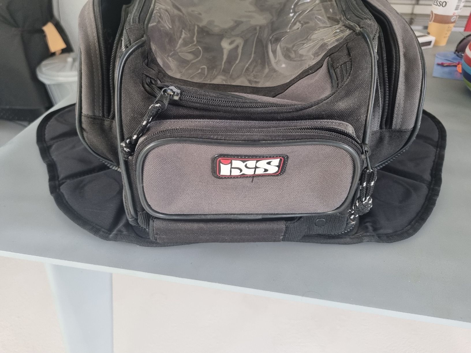 IXS Zaini: Tankrucksack / IXS/ Magnet / Töff  – Usato da Adlikon b.Regensdf venduto da attila63 3
