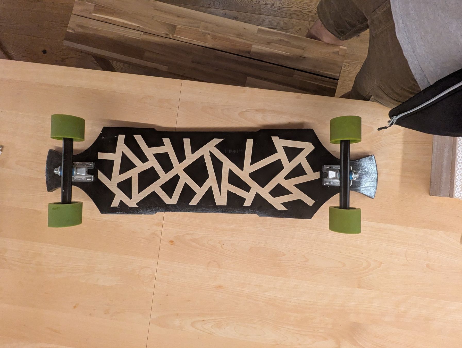 Skateboards: Longboard fait maison – Gebraucht aus Nods von basix96x 3