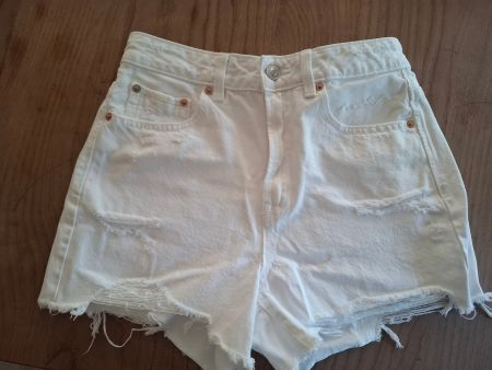 Damen Shorts weiss Stradivarius Grösse S guter Zustand