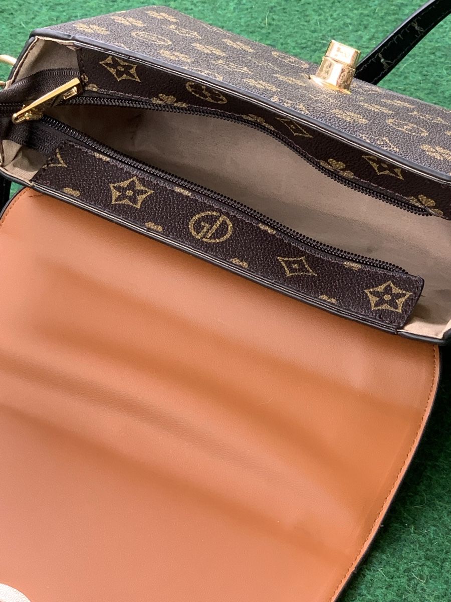 Borse da donna: HANDTASCHE & GÜRTEL  – Usato da Wangen b. Olten venduto da Finolino28 4
