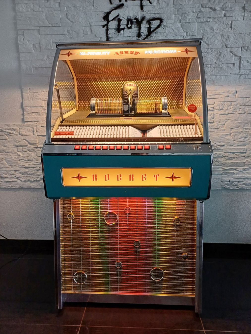 Musiktruhen: Jukebox Sound Leisure Rocket – Gebraucht aus Niederbipp von Seiman1