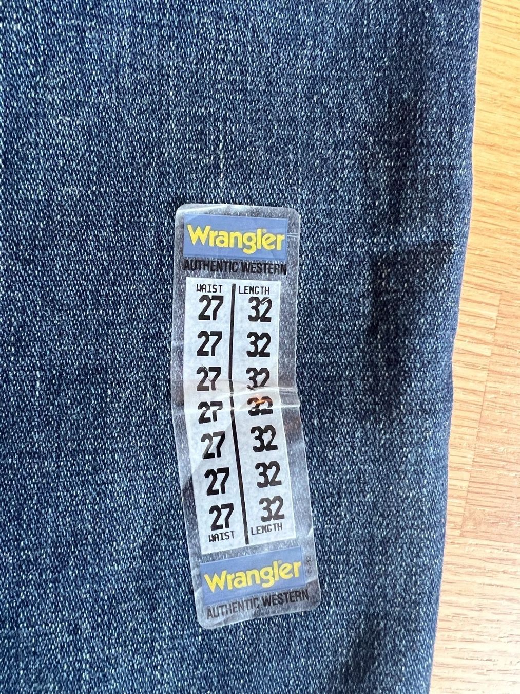 Jeans: Wrangler Jeans Gr. 27 / 32 – Nuovo e nell'imballaggio originale da Tafers venduto da JP911 4