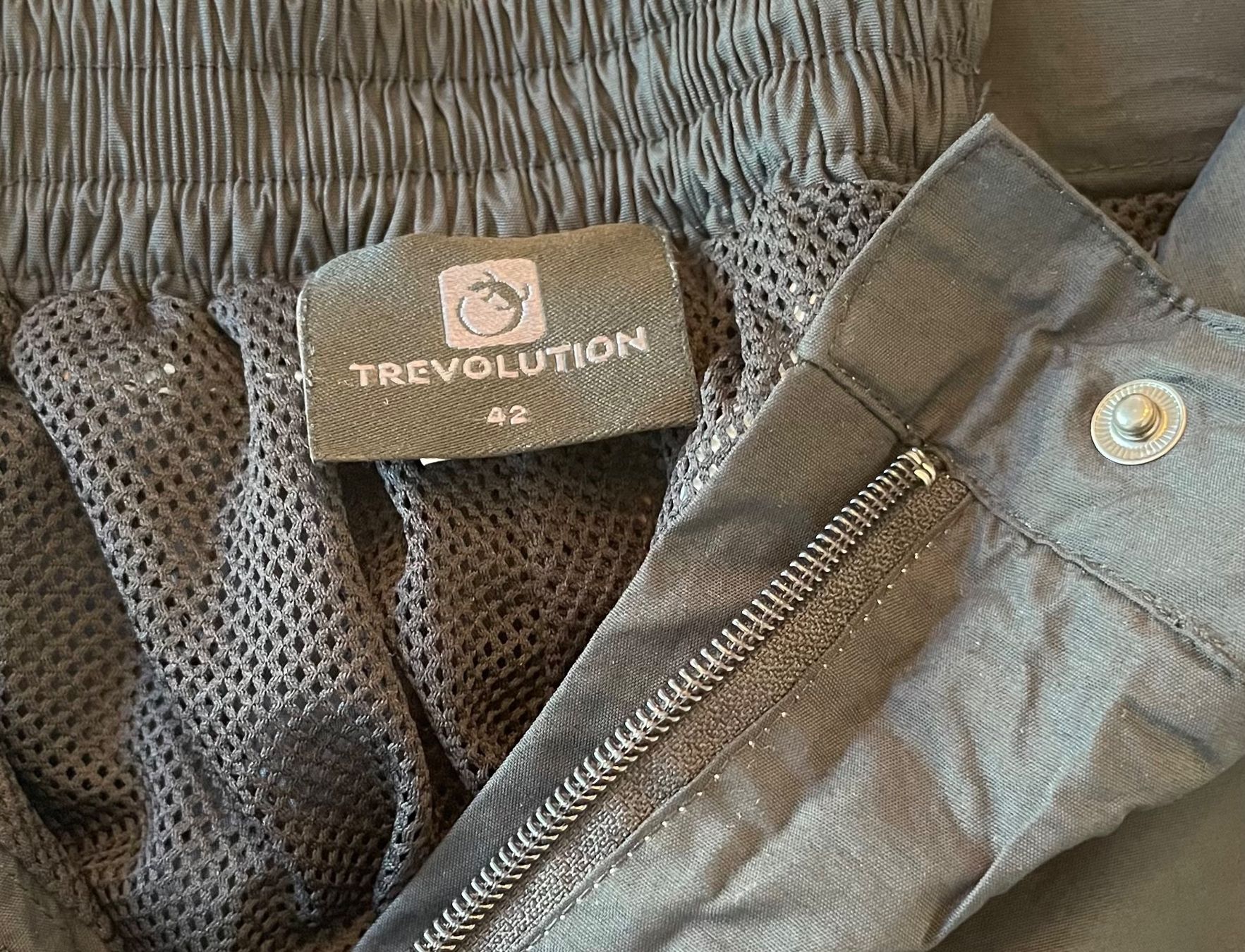 Trevolution Pantaloni: Regenhose Trevolution Grösse 42 – Usato da Bern venduto da sch.na 4