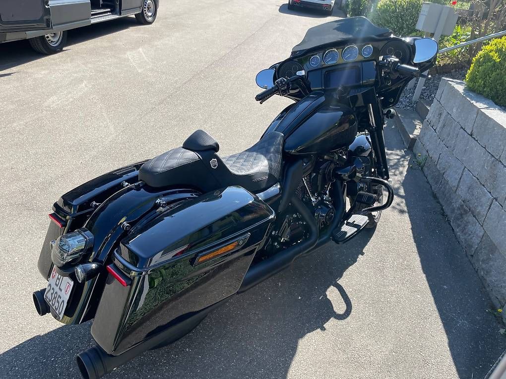 Touring: Harley Davidson Street Glide ST 117 – Gebraucht aus Oberwil von cedi77 2